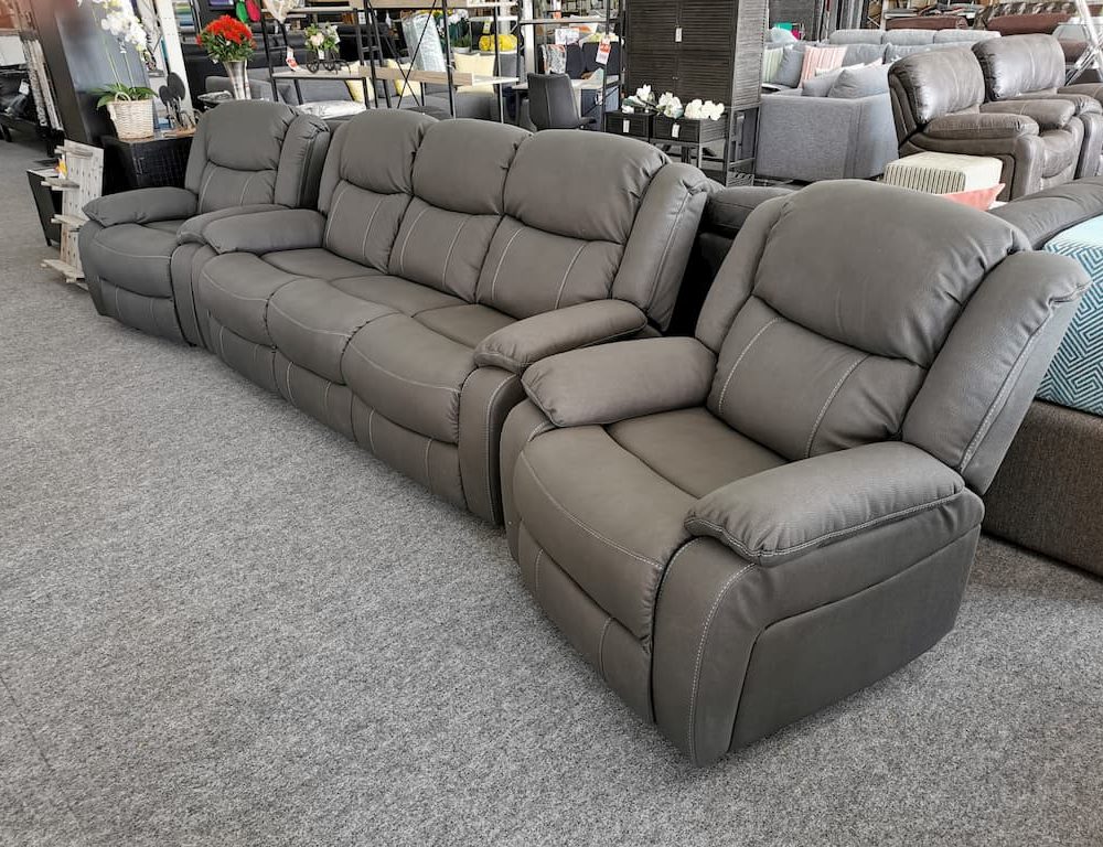 3 piece recliner lounge suite